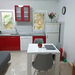 Sweet - Excellent Location Апартаменты