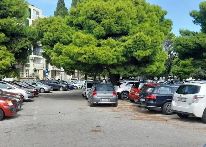 Sweet - Excellent Location *